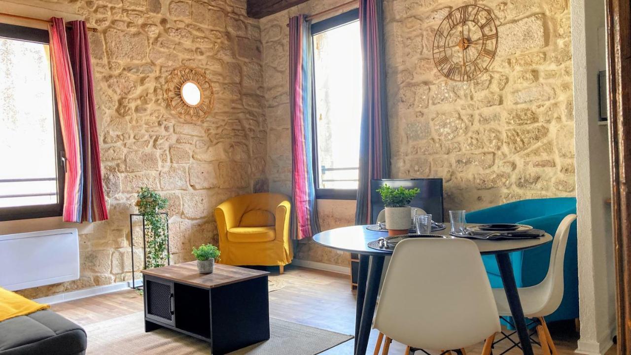 Immeuble 3 Apparts Centre Historique St Gilles Maisoncarreeconciergerie 생 질 외부 사진