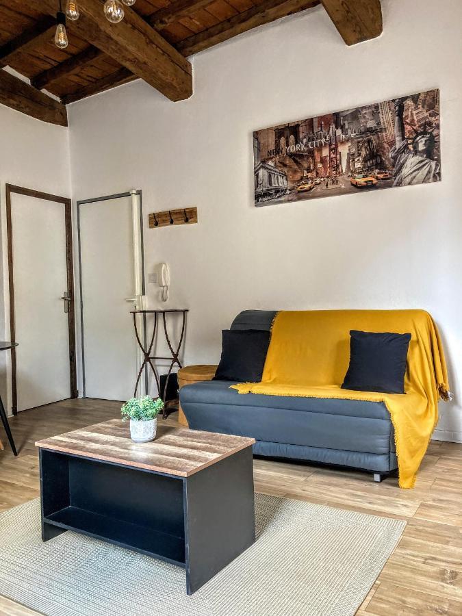 Immeuble 3 Apparts Centre Historique St Gilles Maisoncarreeconciergerie 생 질 외부 사진