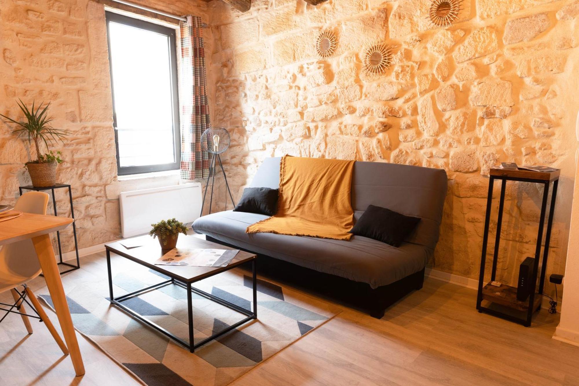 Immeuble 3 Apparts Centre Historique St Gilles Maisoncarreeconciergerie 생 질 외부 사진