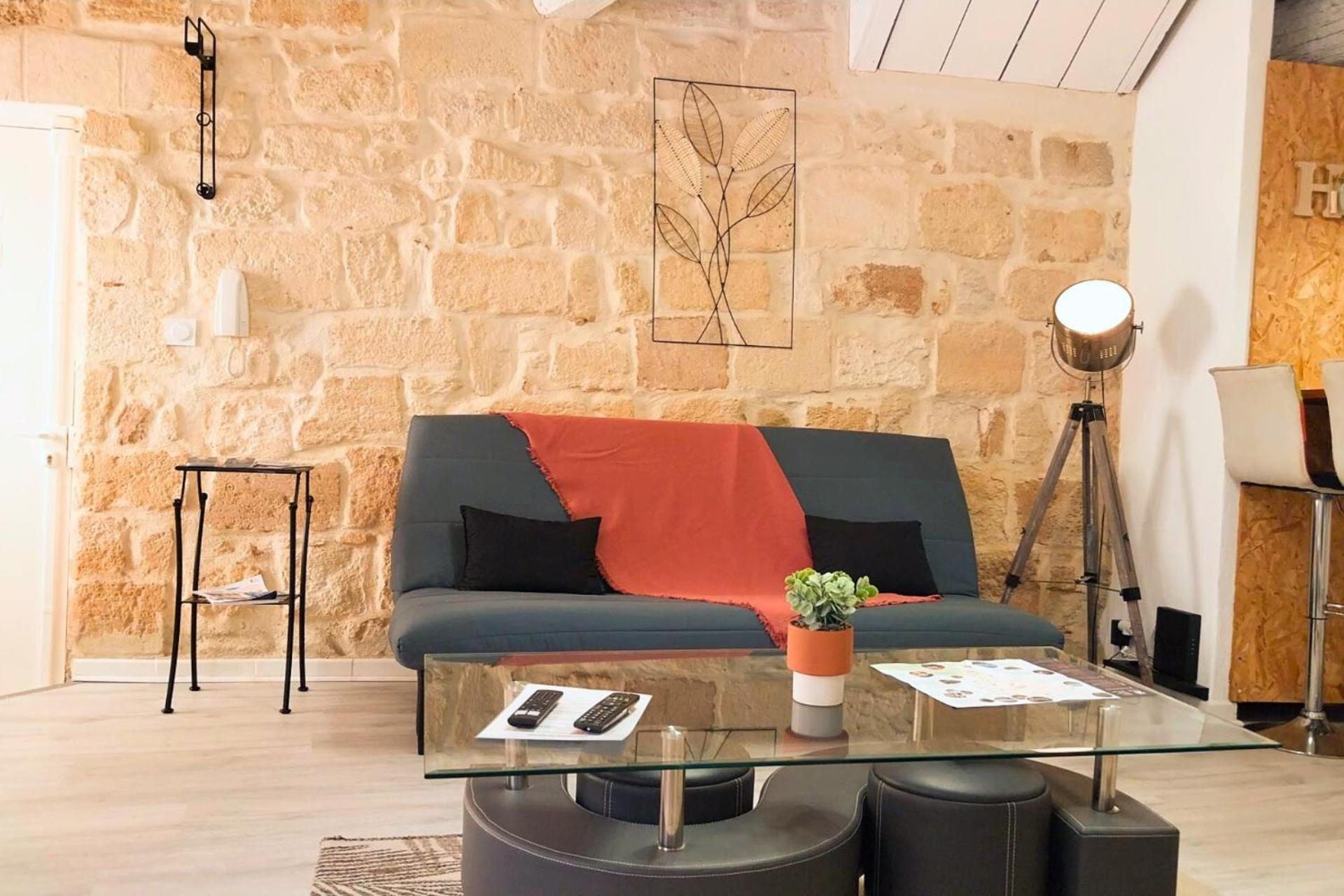 Immeuble 3 Apparts Centre Historique St Gilles Maisoncarreeconciergerie 생 질 외부 사진